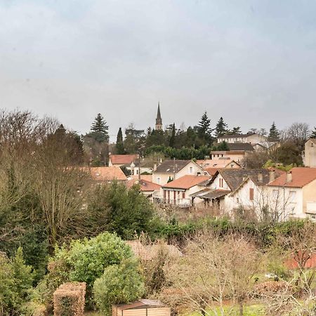 Le Ambroise - T3 Spacieux Et Calme Avec Parking Gratuit Bergerac Buitenkant foto